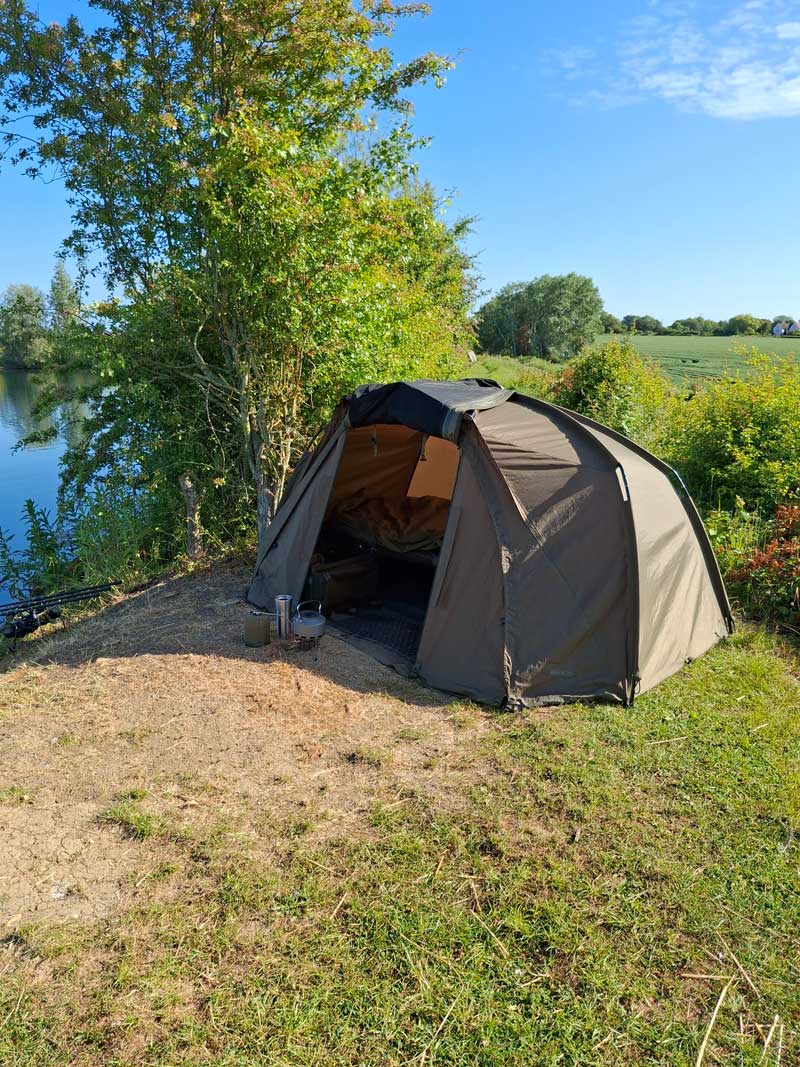 trakker-tempest-brolly-100